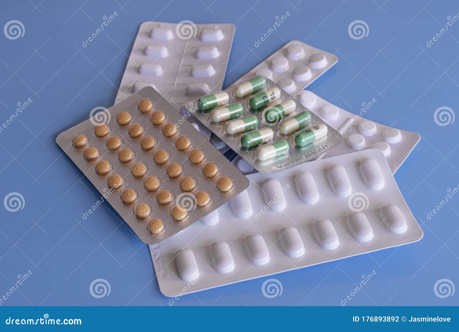 Blue Pills For Depression - Antidepressants Rapidly Alter Brain
