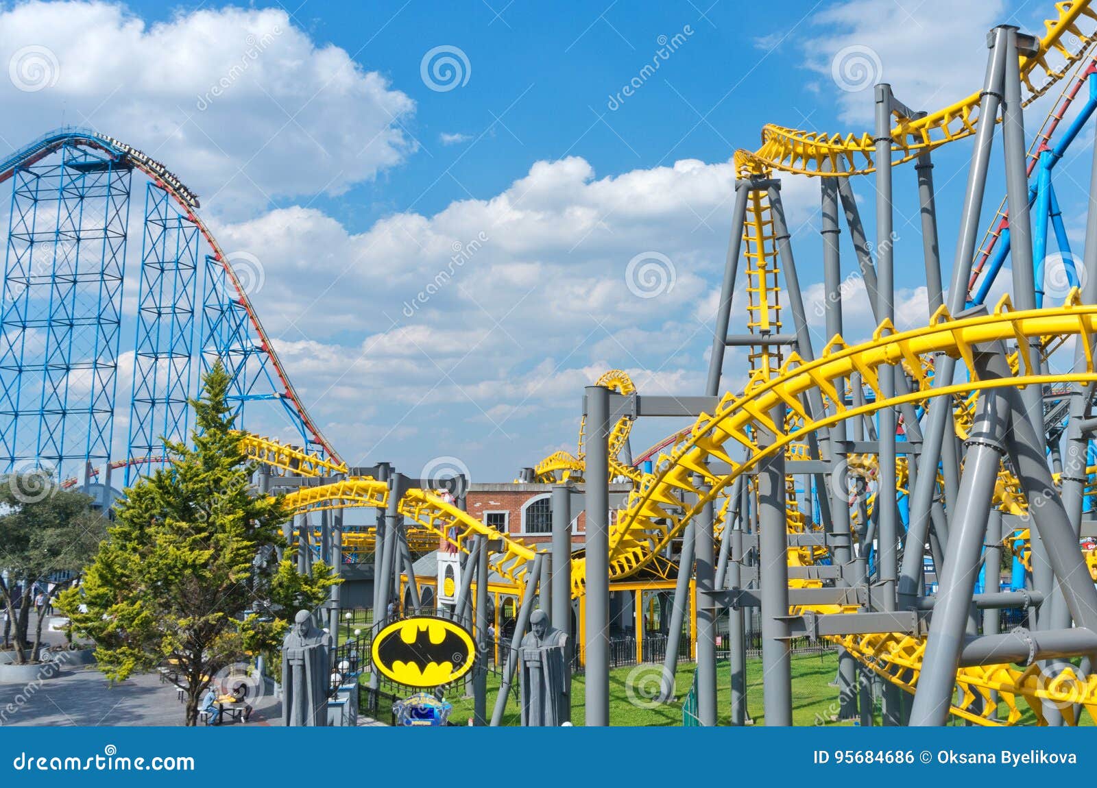 1,200 Six Flags Stock Photos - Free & Royalty-Free Stock Photos from  Dreamstime
