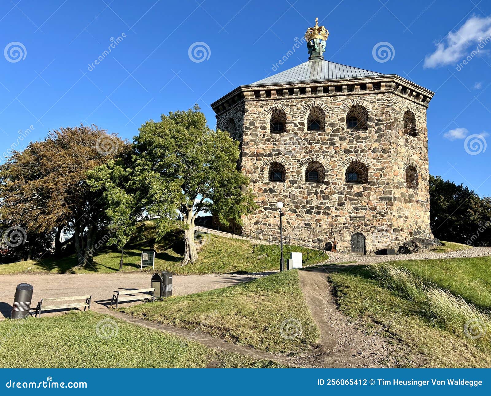 skansen kronan, a fortification on risÃ¥sberget in today's gothenburg district of haga