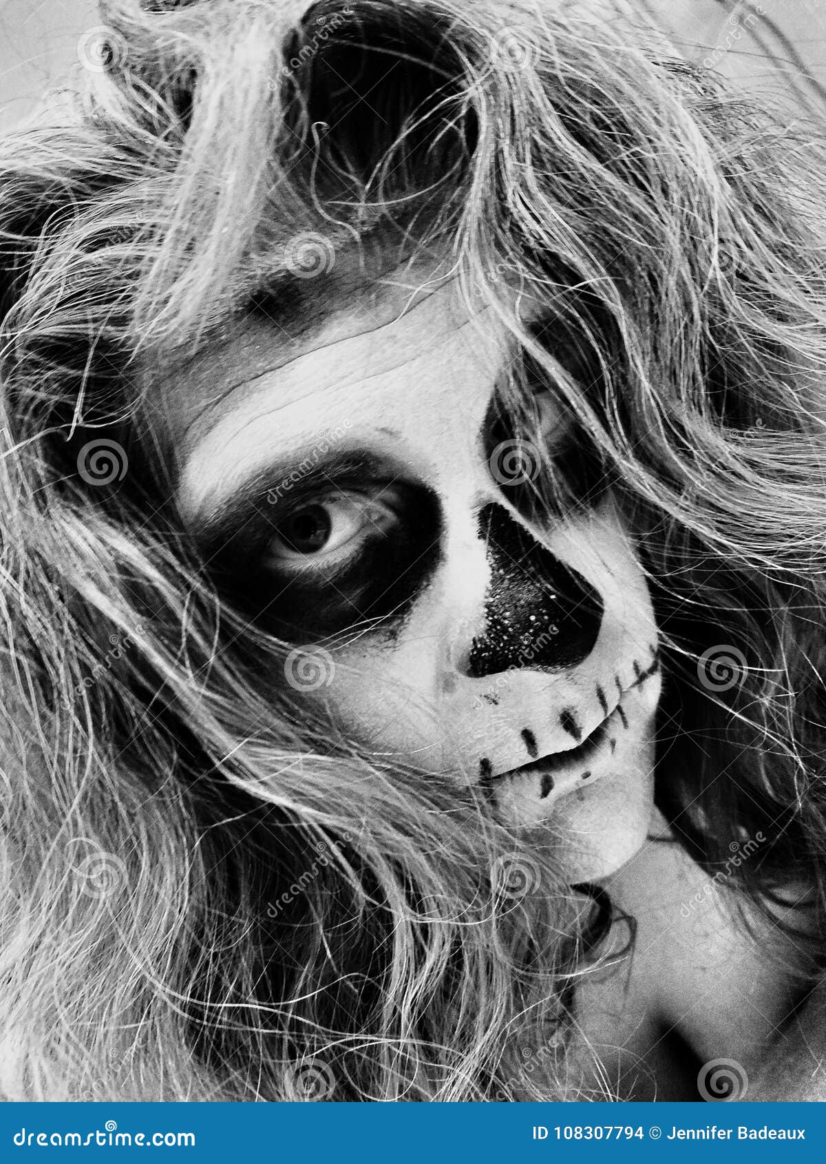 Skeleton face paint hi-res stock photography and images - Alamy