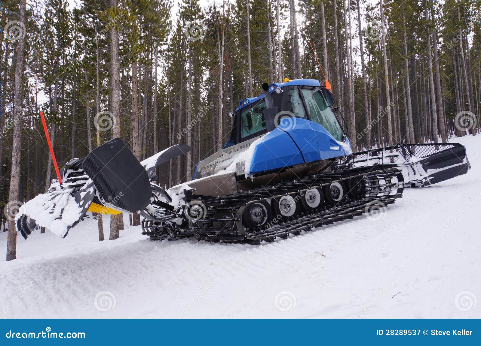 Ski slope groomer stock image. Image of downhill, machinery 28289537