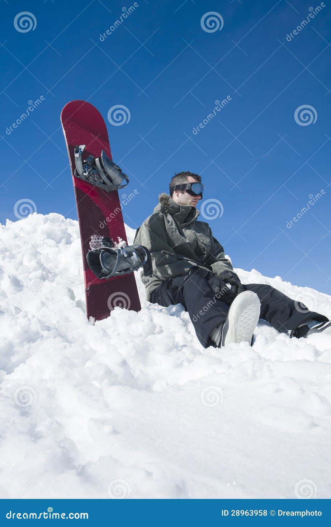 Skier sitting in snow stock photo. Image of extreme, mount - 28963958