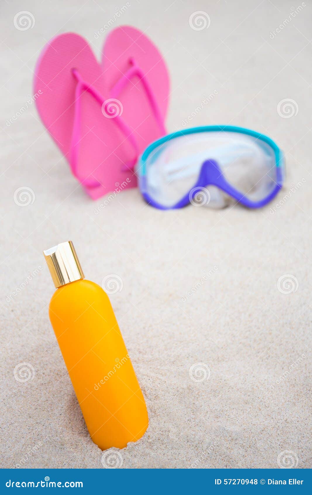 Skin Care Concept - Close Up of Suntan Lotion Bottle, Diving Mas Stock ...