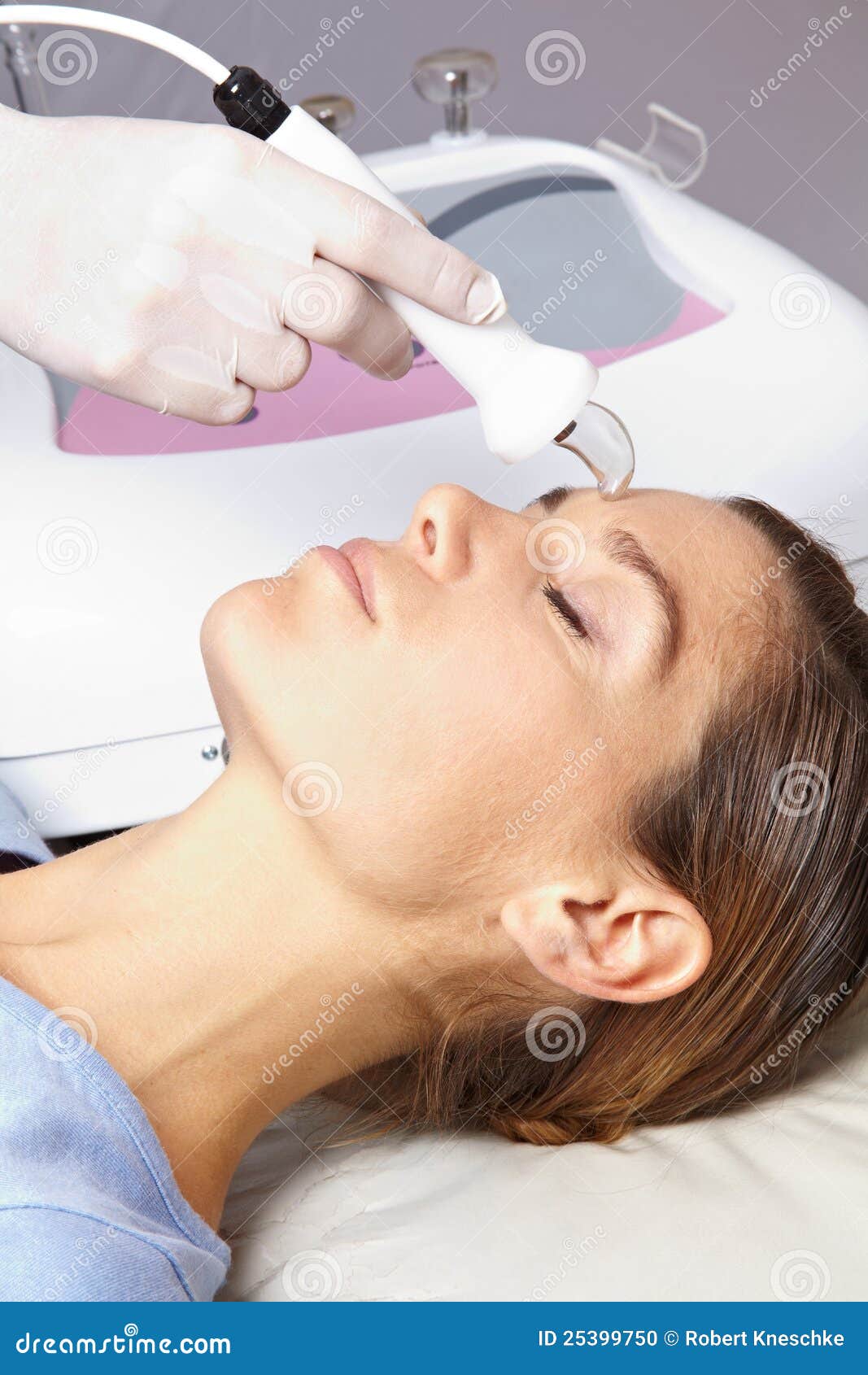 Skin treatment in spa stock photo. Image of facial, head 25399750