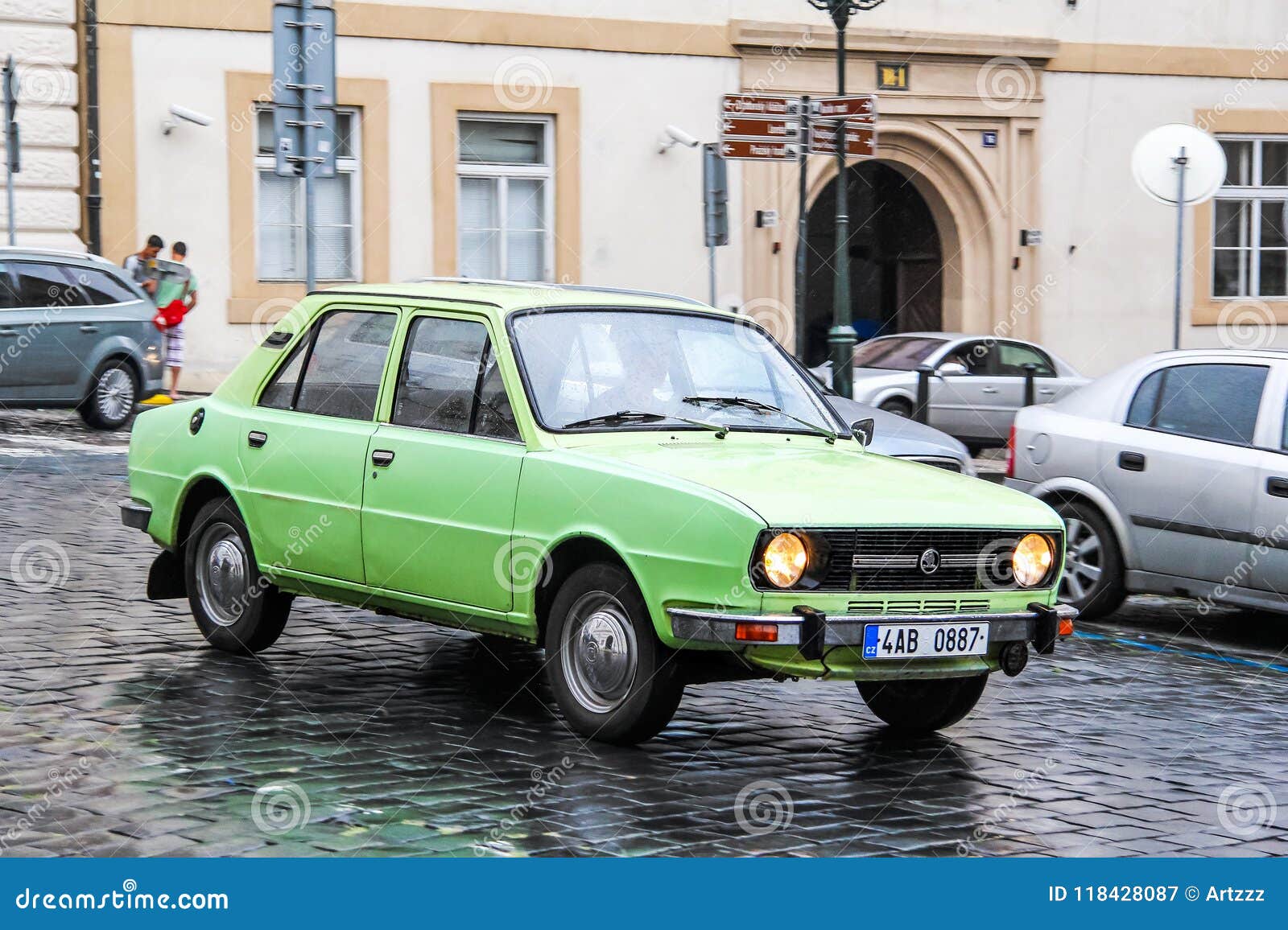 Yeti de Skoda image stock éditorial. Image du sable, voiture - 59415729