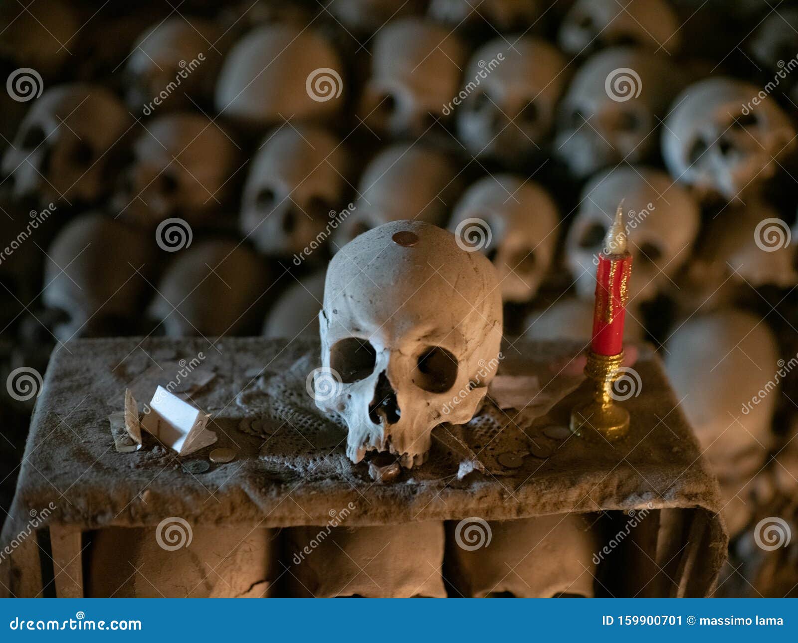 skull and bones tomb skull and bones tomb