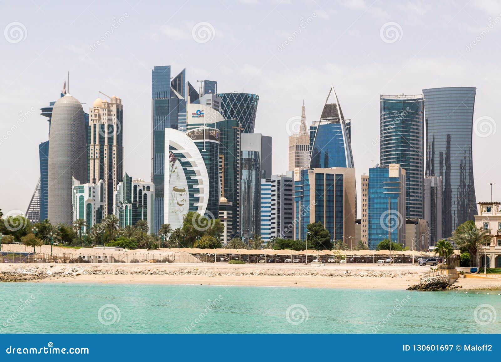 A Skyline De Doha, Catar Cidade Do Oriente Médio Rica Moderna Fotografia Editorial - Imagem de urbano, aéreo: 130601697 A Skyline De Doha, Catar Cidade Do Oriente Médio Rica Moderna Fotografia Editorial - Imagem de urbano, aéreo: 130601697
