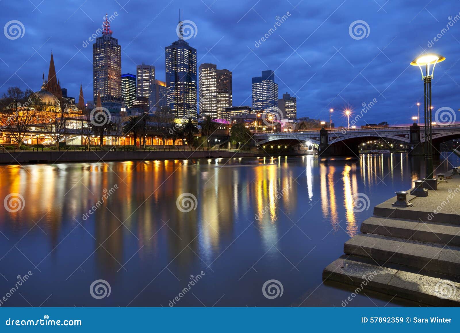 skyline of melbourne, australia at night