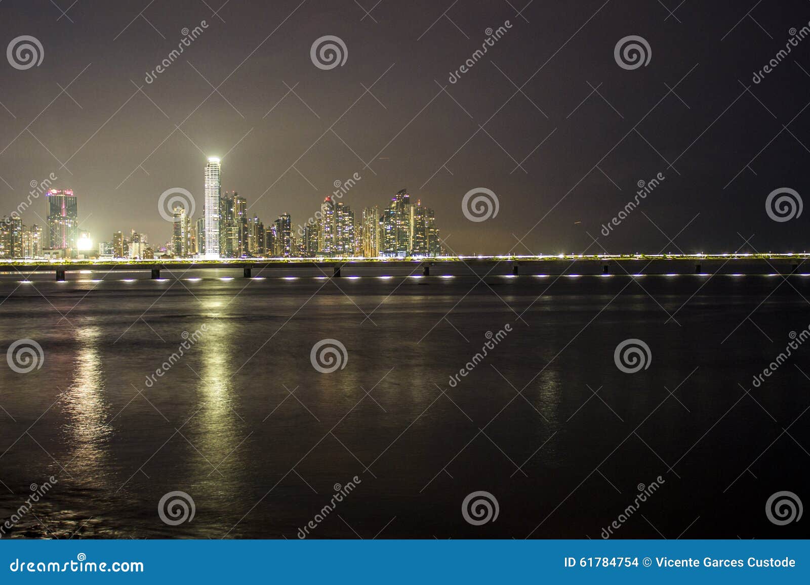 skyline of panama at night