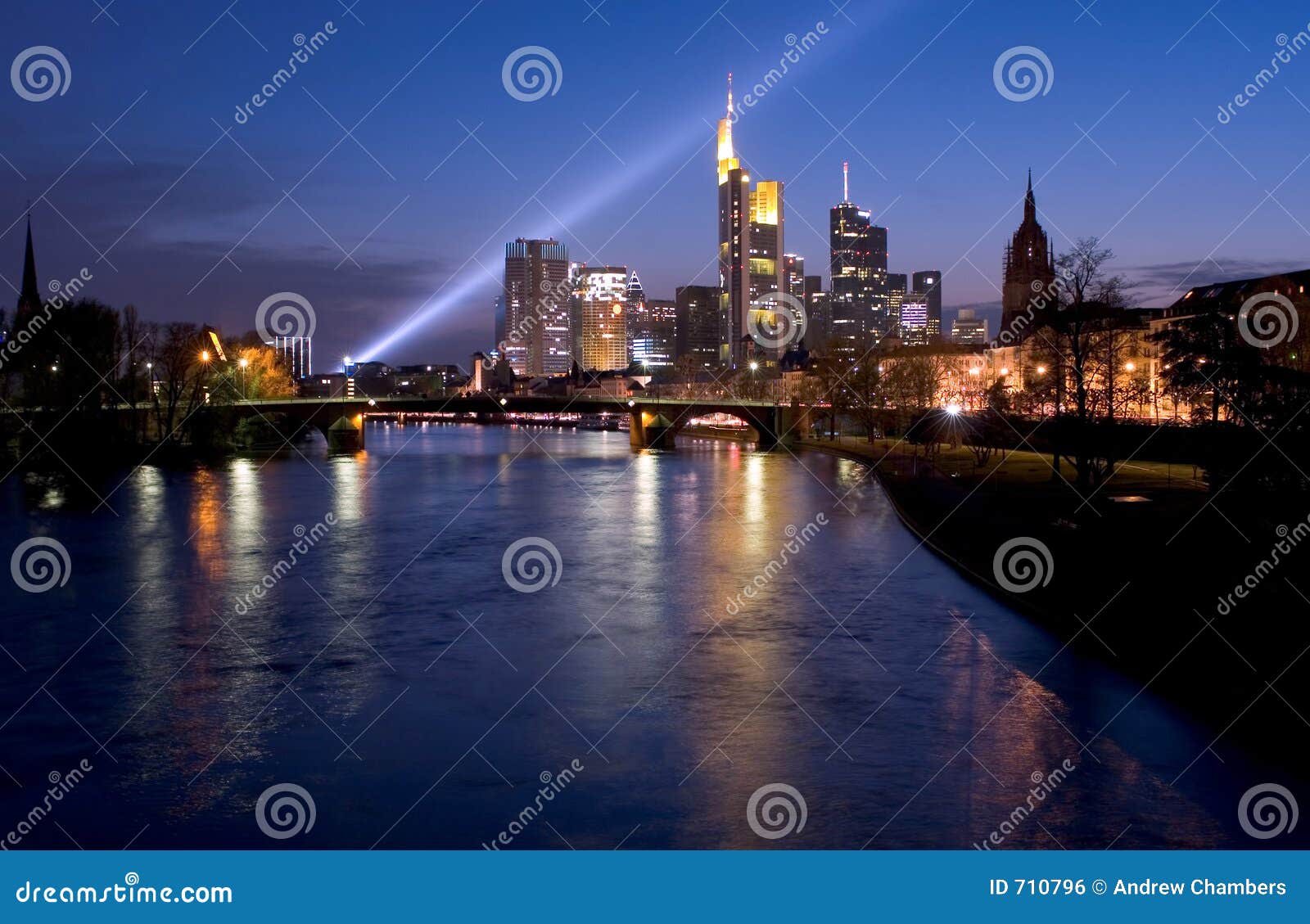 skyline searchlight frankfurt