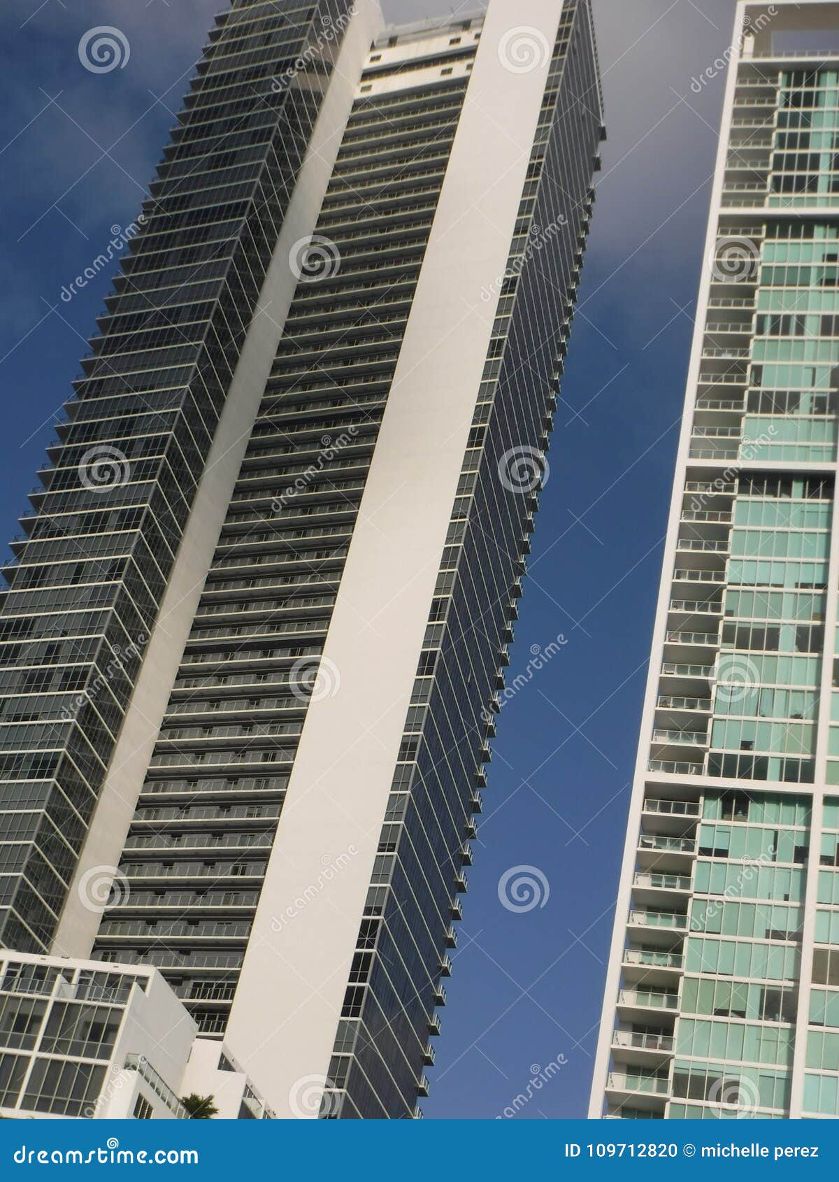 skyscrapers dowtown miami