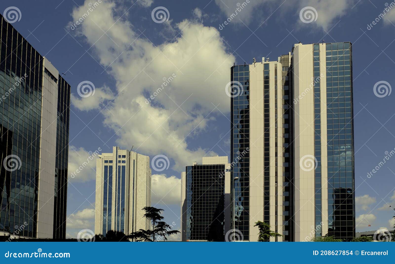 skyscrapper block in istanbul