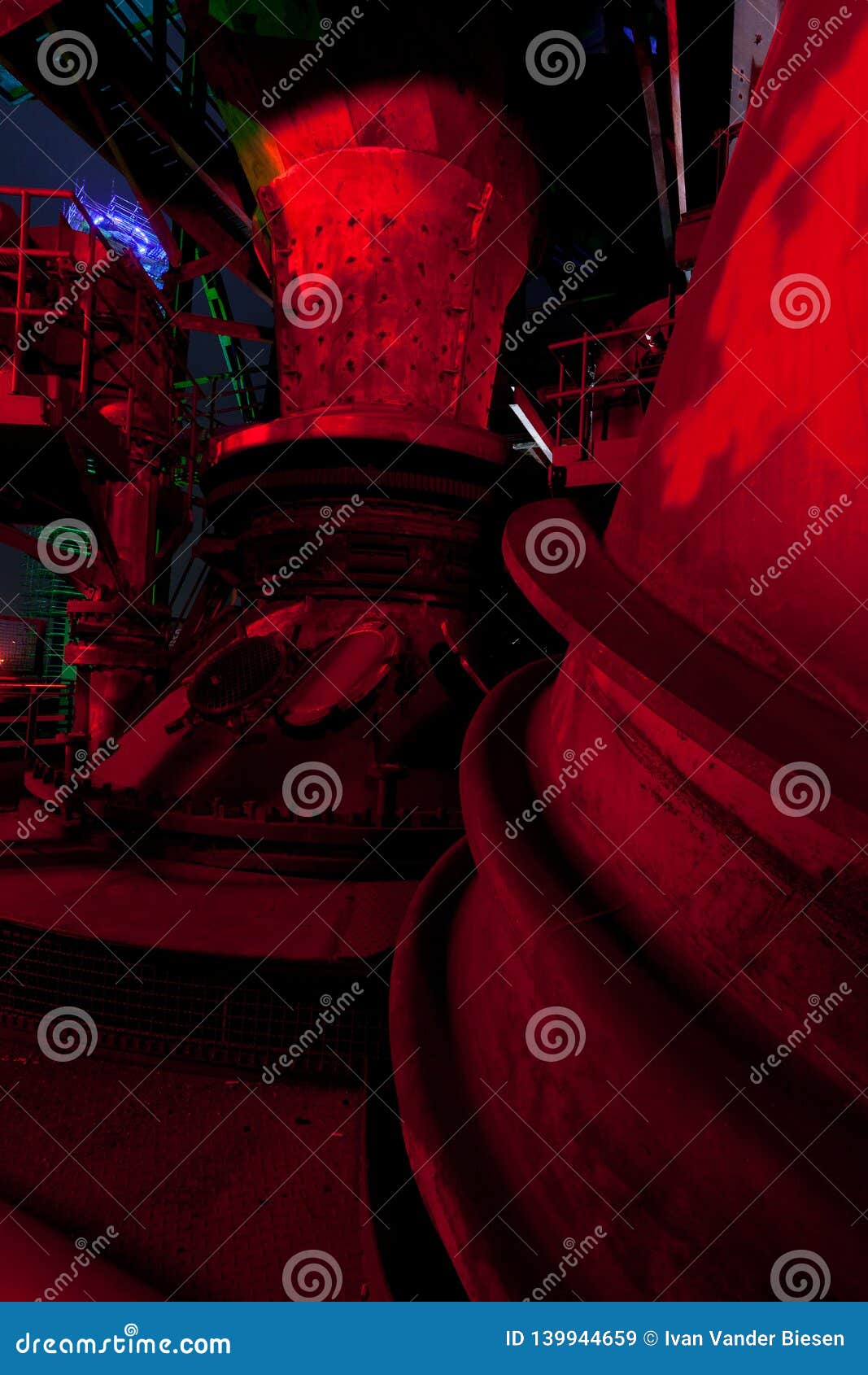 hver dag radioaktivitet Udvikle Pot Blast Furnace Landschaftspark, Duisburg, Germany, Night Stock Image -  Image of metal, night: 139944659