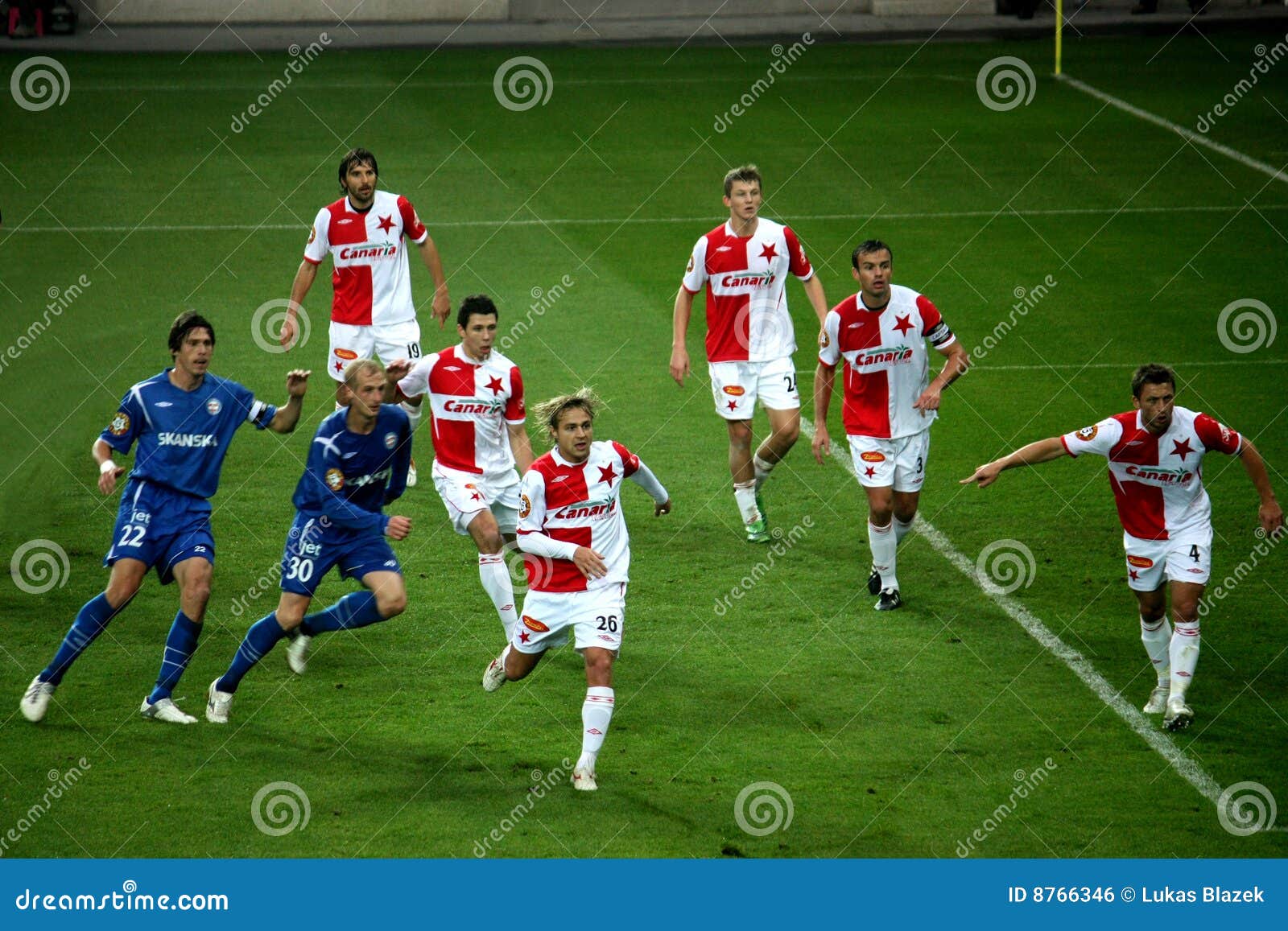 Prague, Czech Republic. 02nd Nov, 2017. Soccer Team of SK Slavia Praha pose  for photographer prior to the UEFA European Soccer League group A 4th round  match between Villarreal and Slavia Prague