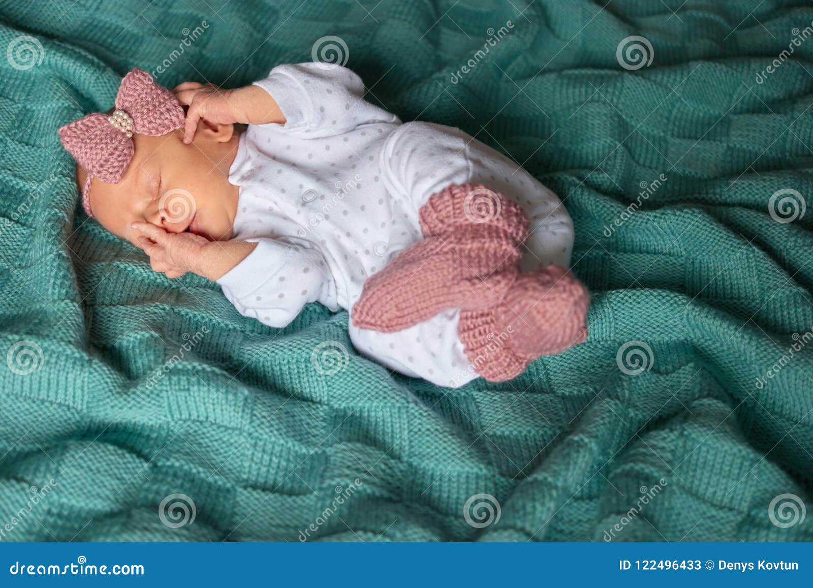 newborn sleeping clothes in winter