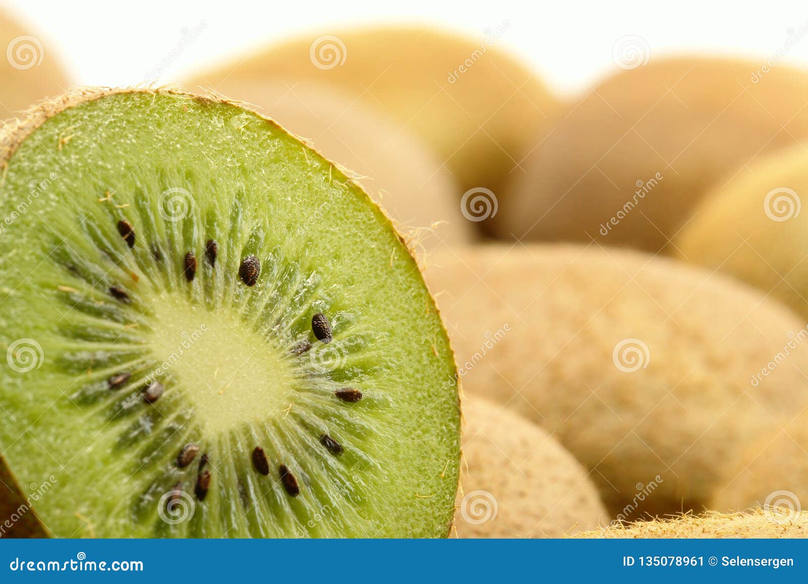 Sliced Kiwi Fruit stock image. Image of juicy, vitamin 135078961