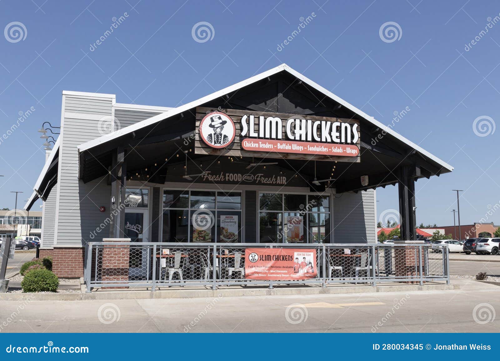 Slim Chickens Fastcasual Restaurant Specializing in Southern Fried