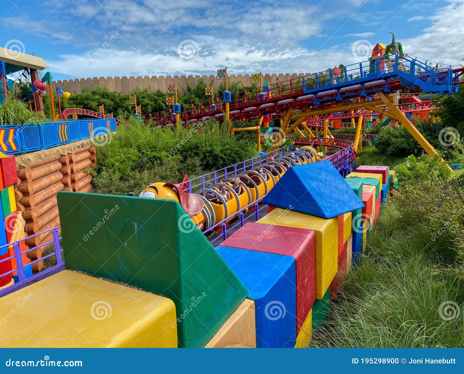 download slinky dog dash roller coaster download slinky dog dash roller coaster