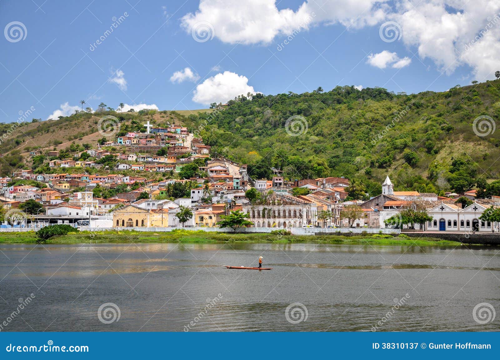 small boat in cachoeira (brazil)