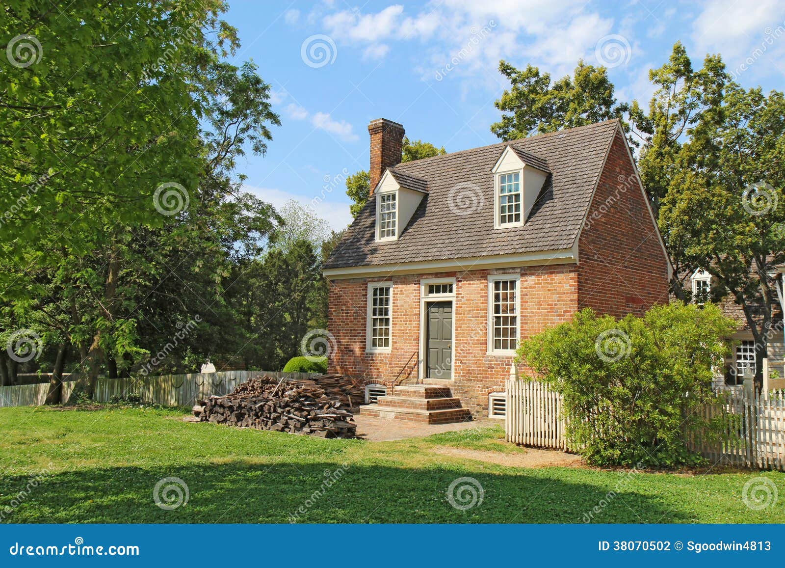 A Small Brick Building in Colonial Williamsburg, Virginia Editorial