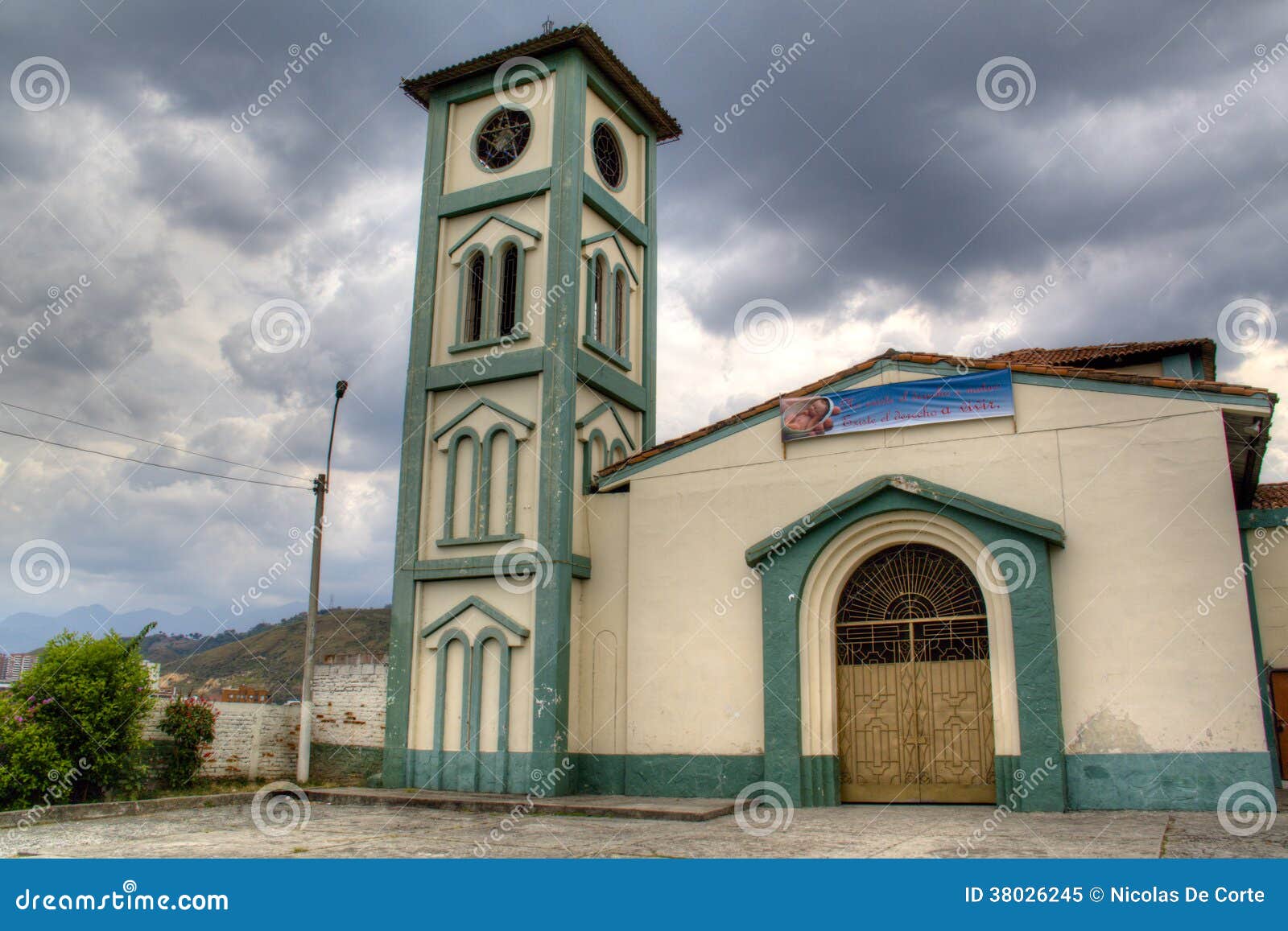 small church in cali