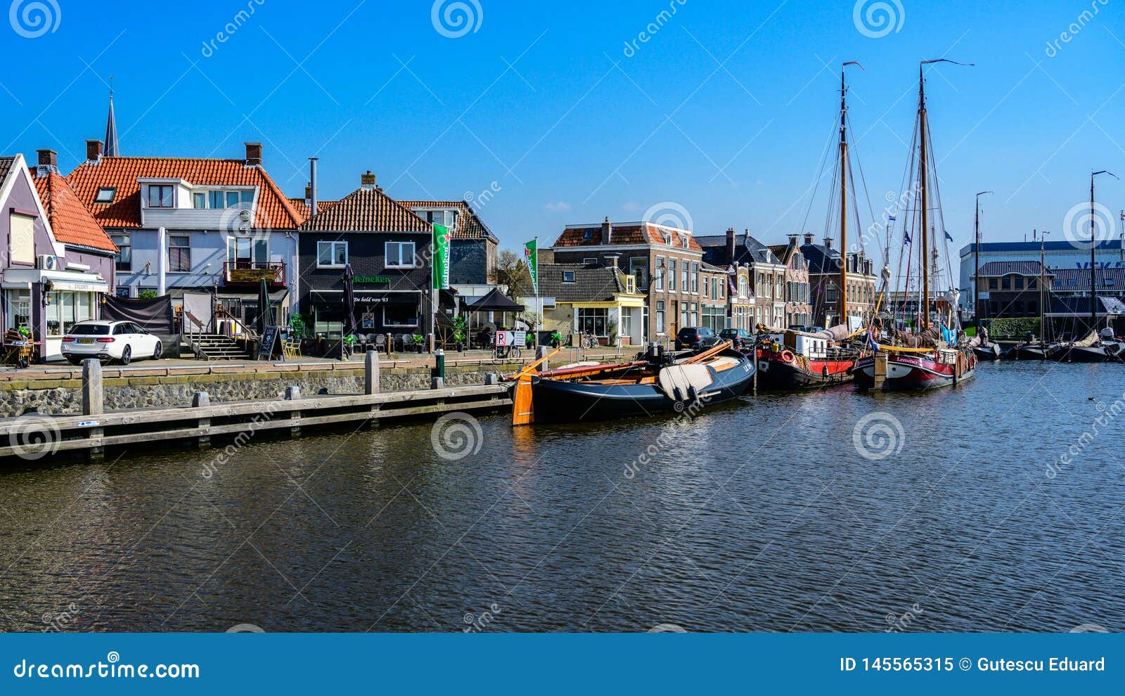 atmosfeer Bloedbad Onophoudelijk Small Dutch Port in Small Town from Netherlands Stock Image - Image of  architectural, castle: 145565315