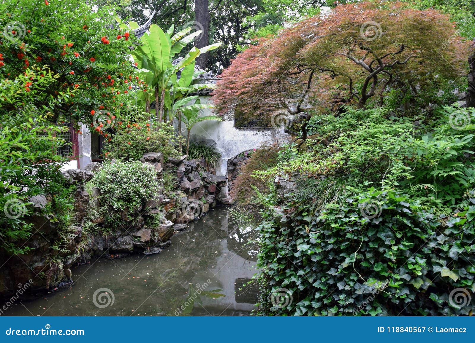 Inside The Yu Garden In Shanghai Stock Image Image Of Heritage