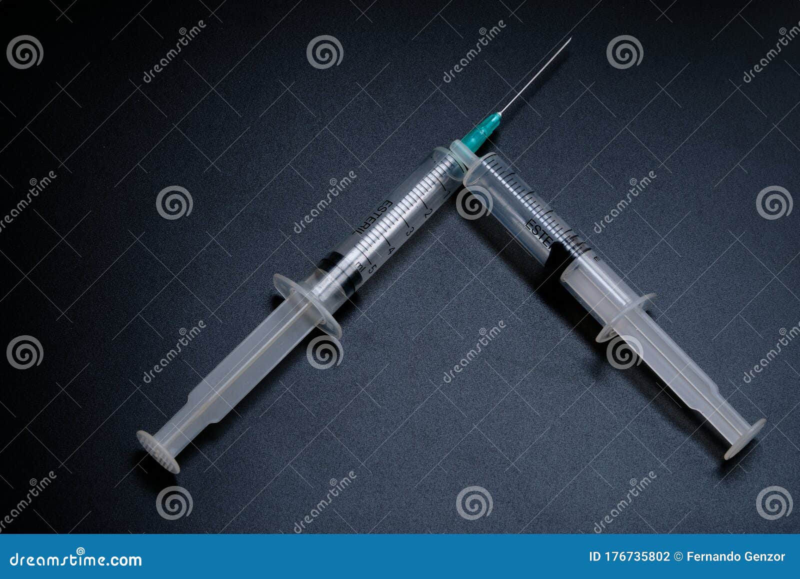 Sharp And Hollow Needle Of The Syringe RoyaltyFree Stock Image