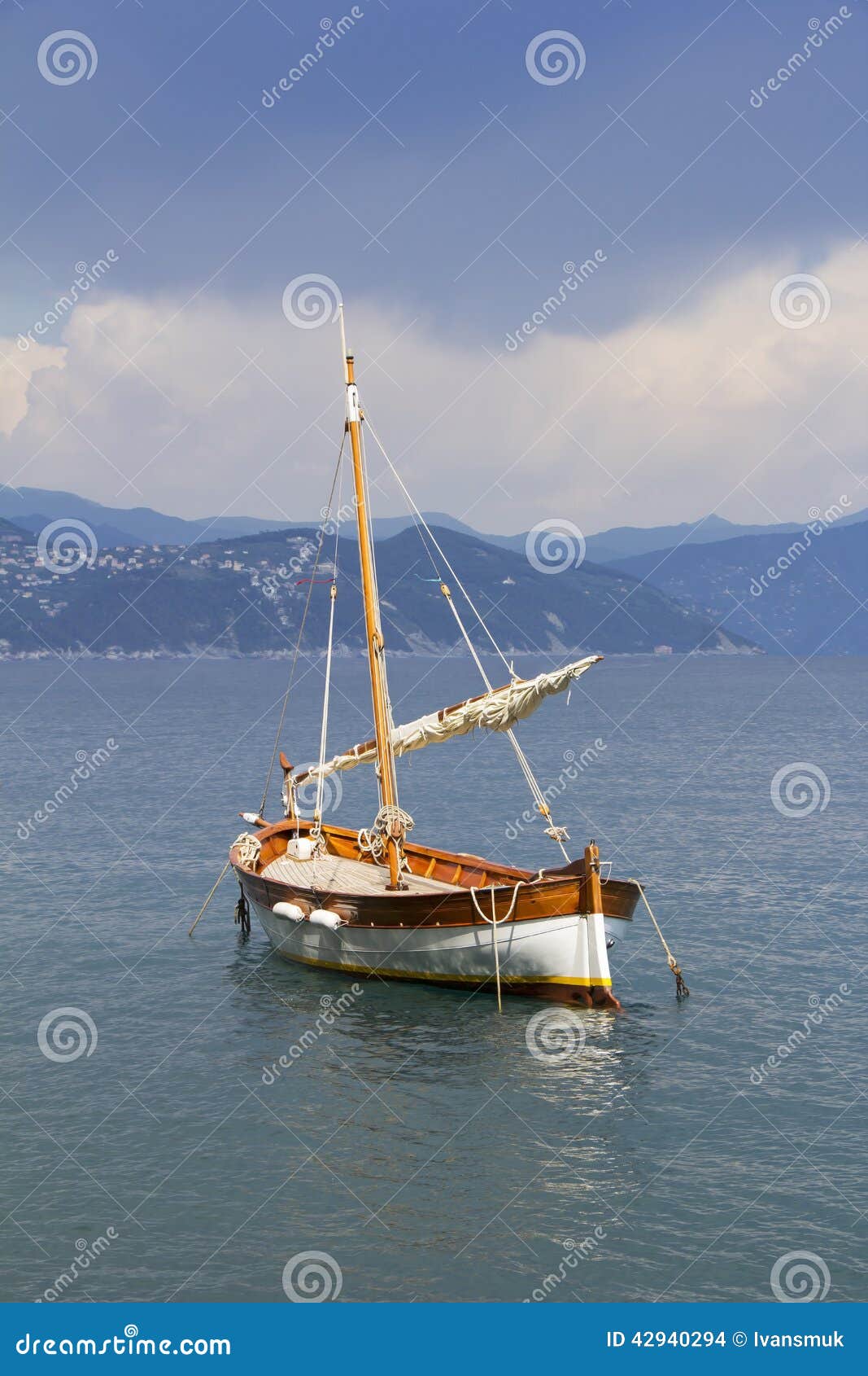 Small wooden sail ship stock photo. Image of deck, mast - 42940294