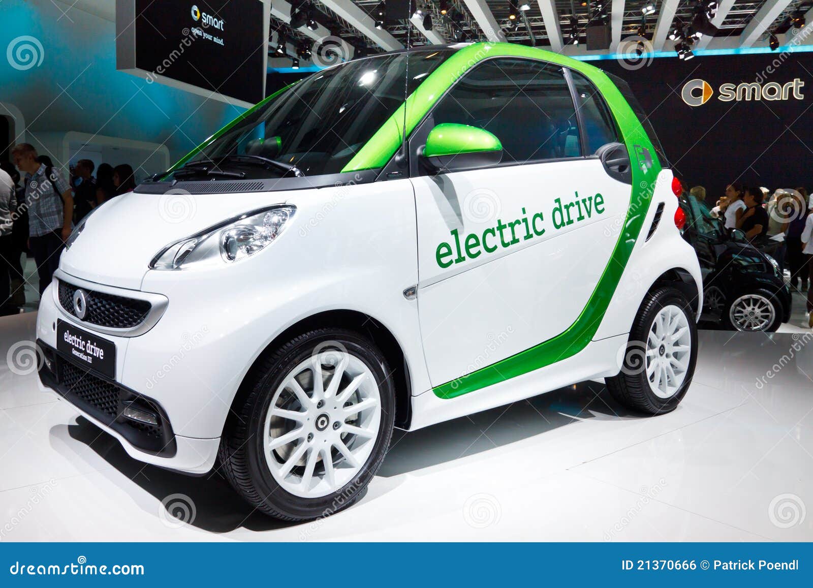 Smart Electric Car editorial photo. Image of internationale 21370666