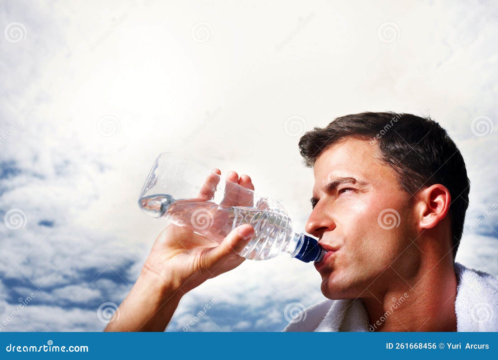 https://thumbs.dreamstime.com/z/smart-young-guy-drinking-water-copyspace-closeup-smart-young-guy-drinking-water-bottle-against-sky-smart-young-guy-261668456.jpg