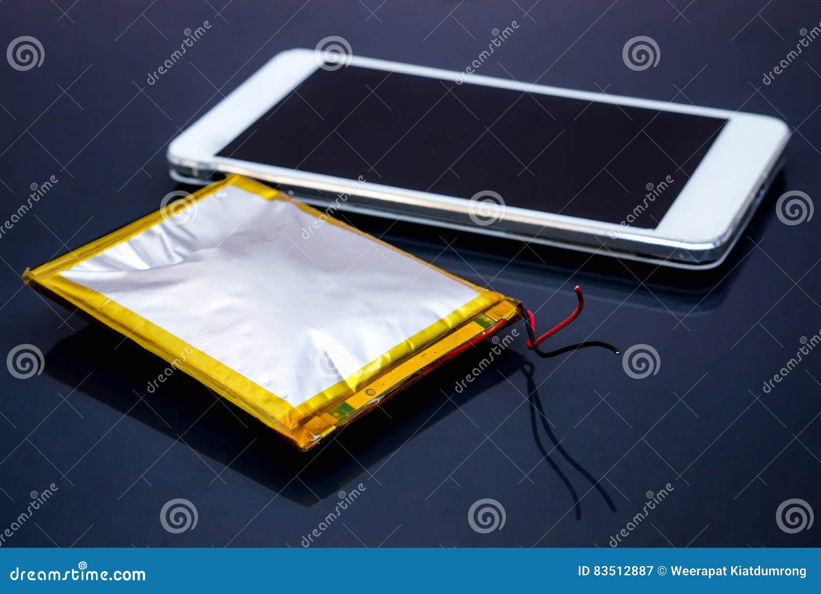 Smartphone Battery Swelling Stock Image Image of mobile, camera 83512887