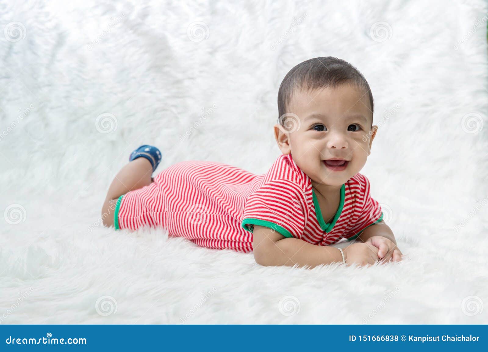 Smile Baby Boy is Shooting in the Studio. Fashion Image of Baby ...