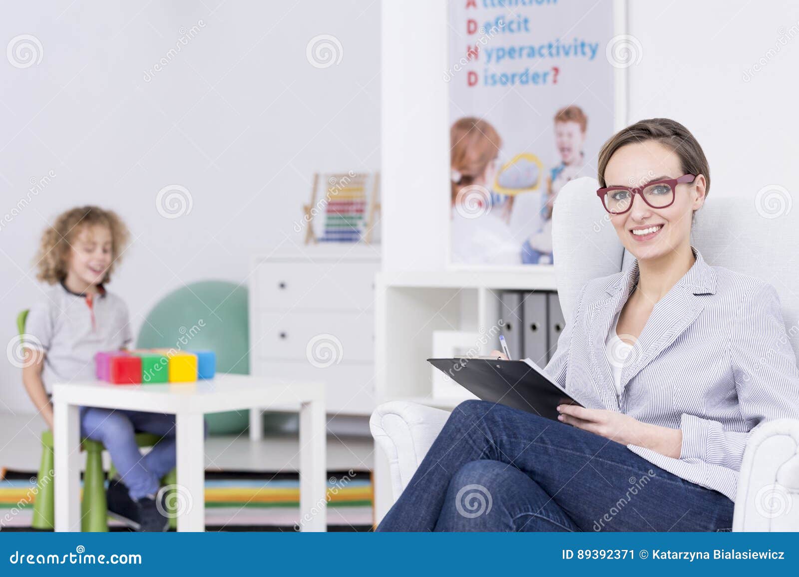 Smiled female therapist stock image. Image of psychotherapy 89392371
