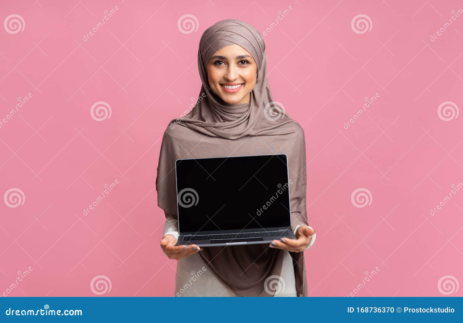 Download 873 Hijab Mockup Photos Free Royalty Free Stock Photos From Dreamstime
