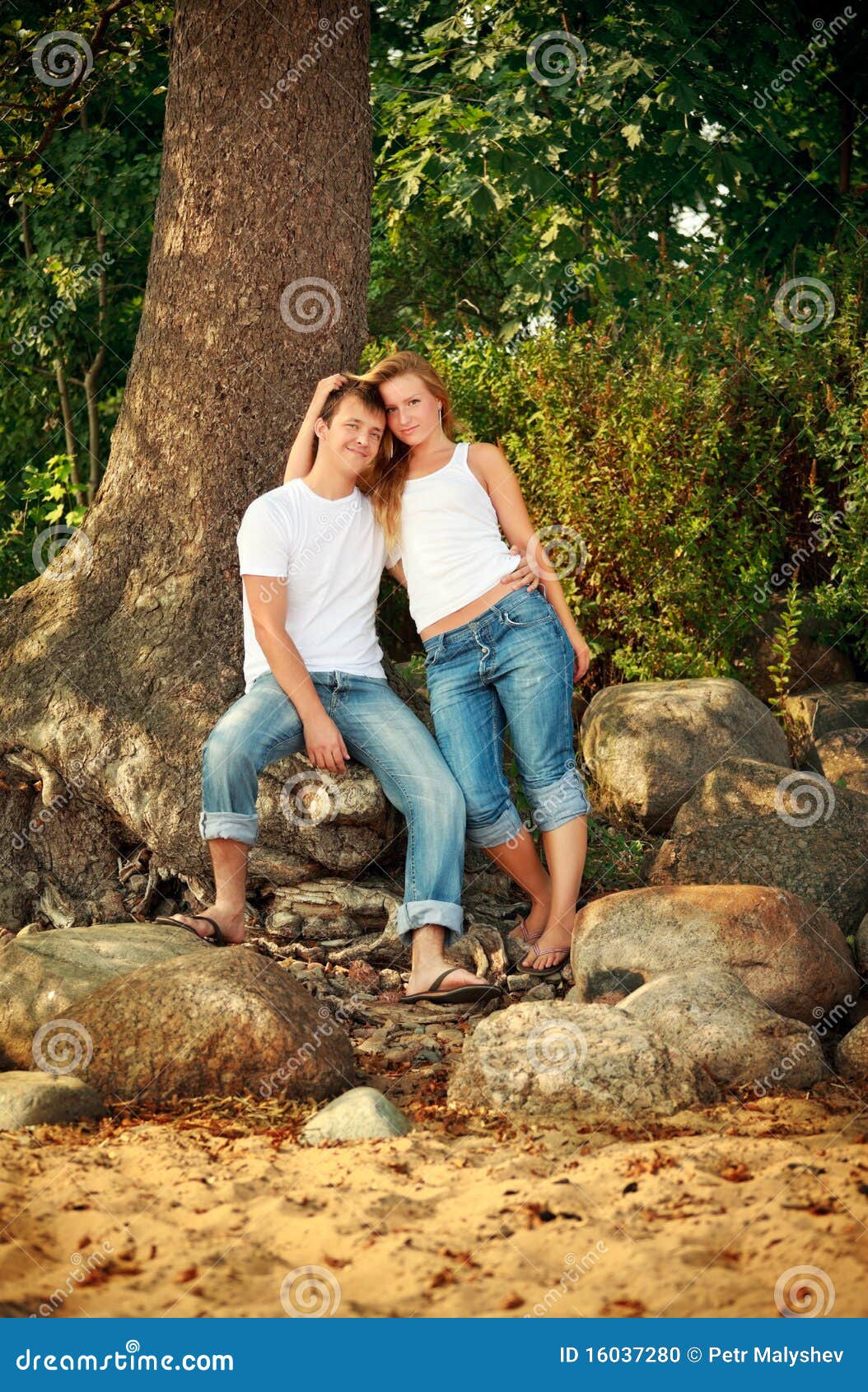 the couple next the couple next