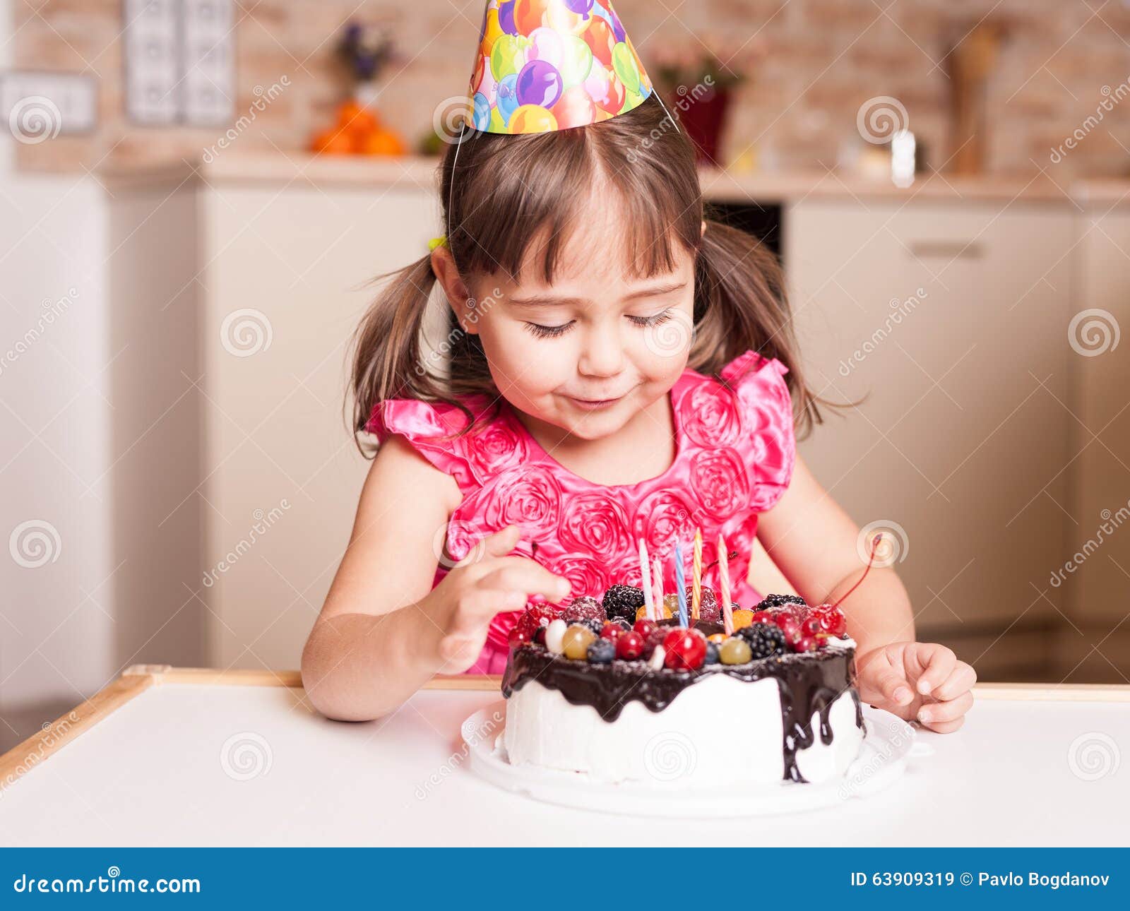 Smiling Little Girl Discovering Tasty Cake Stock Image - Image of ...