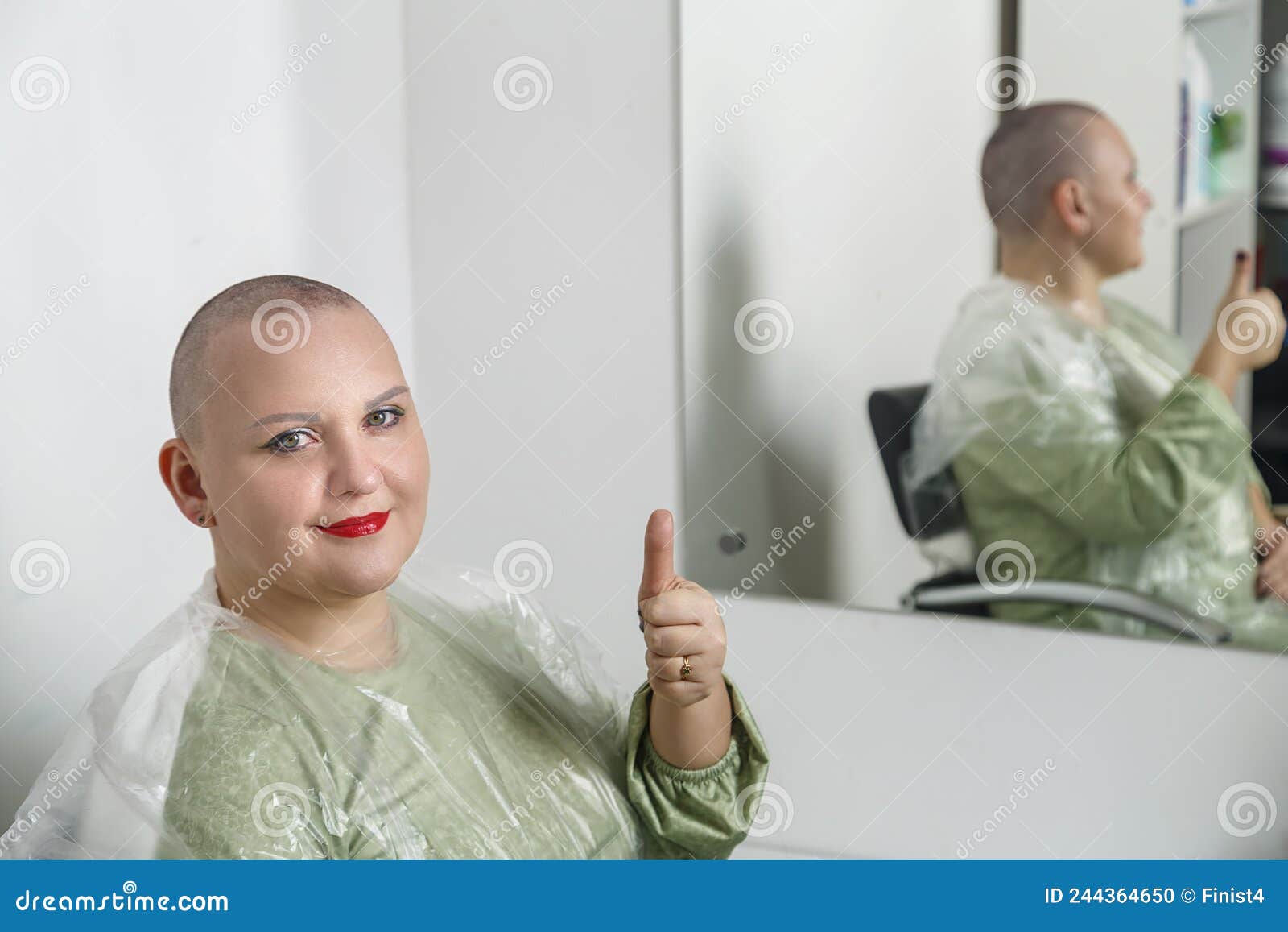 Smiling Shaved Bald Woman With Bright Make Up In The Hairdresserand X27 S Chair Shows Class Stock