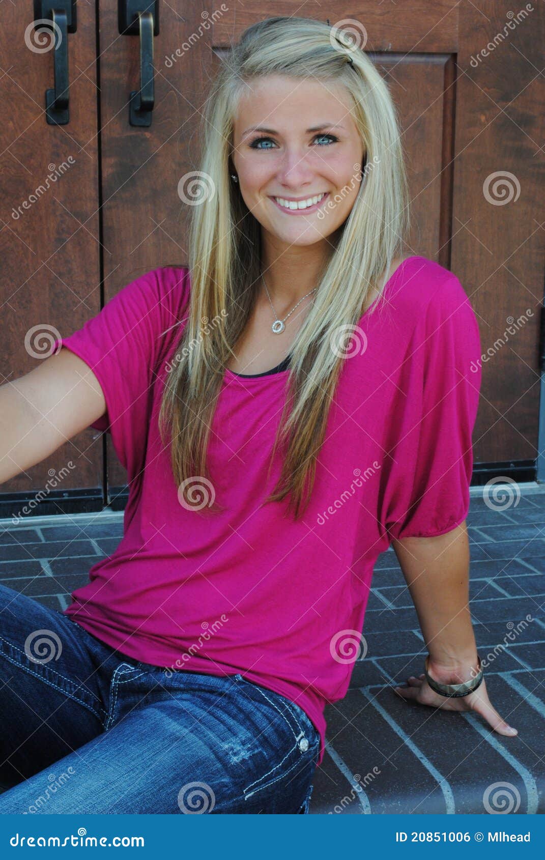 Smiling Teen Royalty Free Stock Image Image 20851006