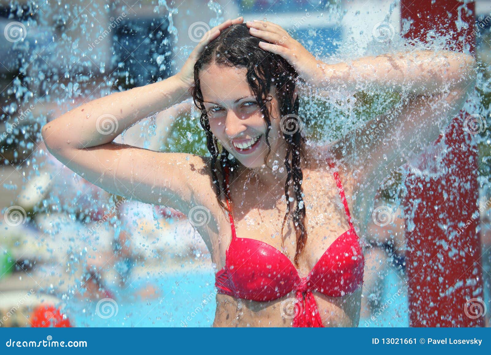 https://thumbs.dreamstime.com/z/smiling-woman-bathes-pool-under-water-splashes-13021661.jpg