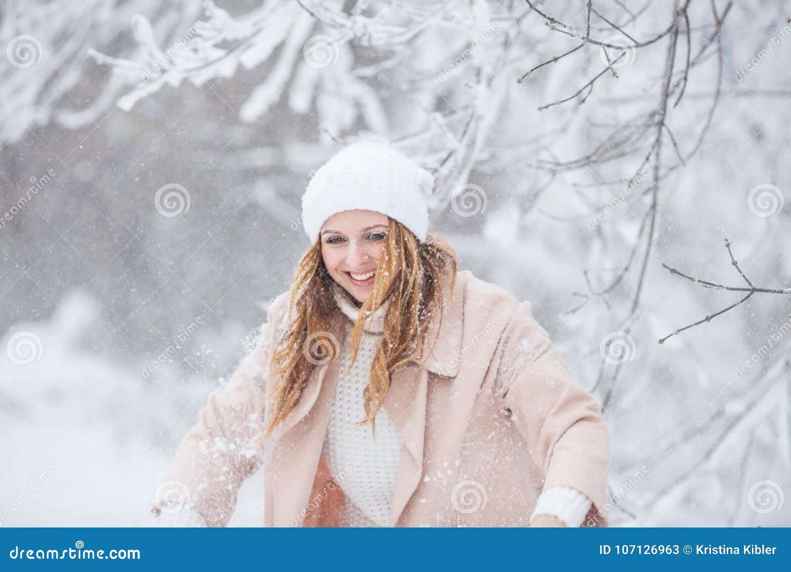 Smiling Young Pretty Woman after Snowfall from a Tree in a Winter Stock ...