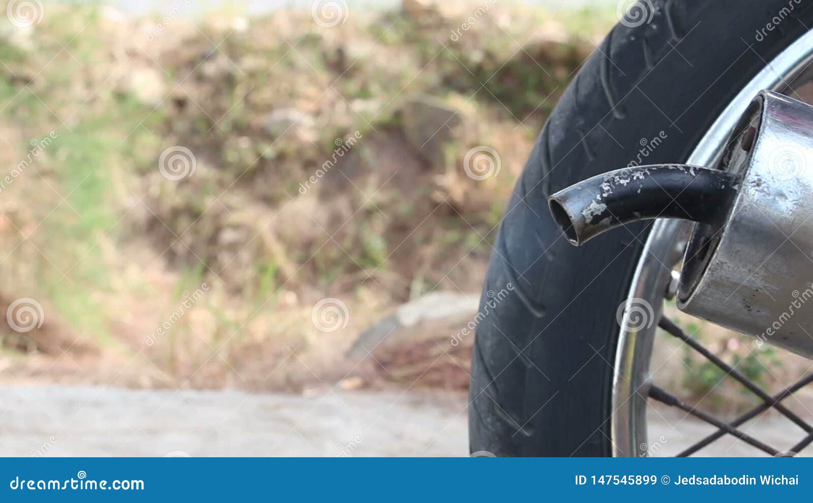 Smoke of Exhaust Motorcycle Stock Video Video of wheel, tube 147545899