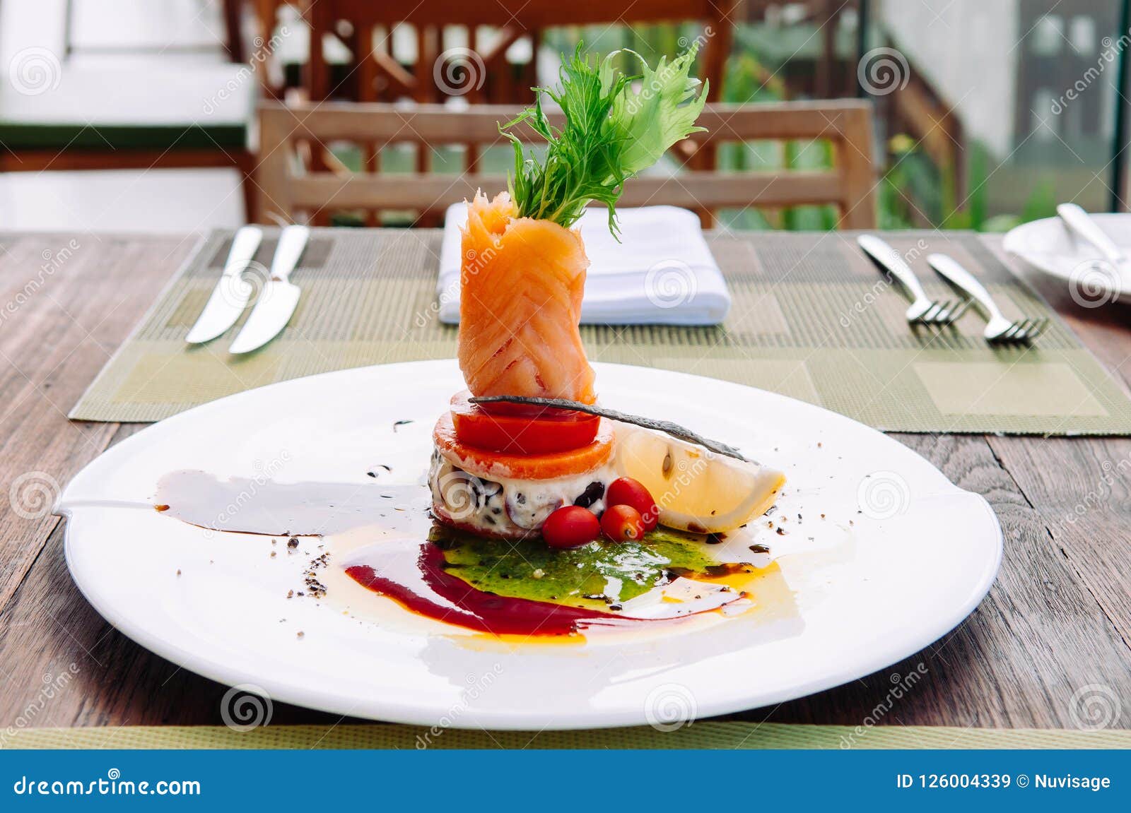 Smoked Salmon Salad With Balsamic And Pesto Salad Dressing ...