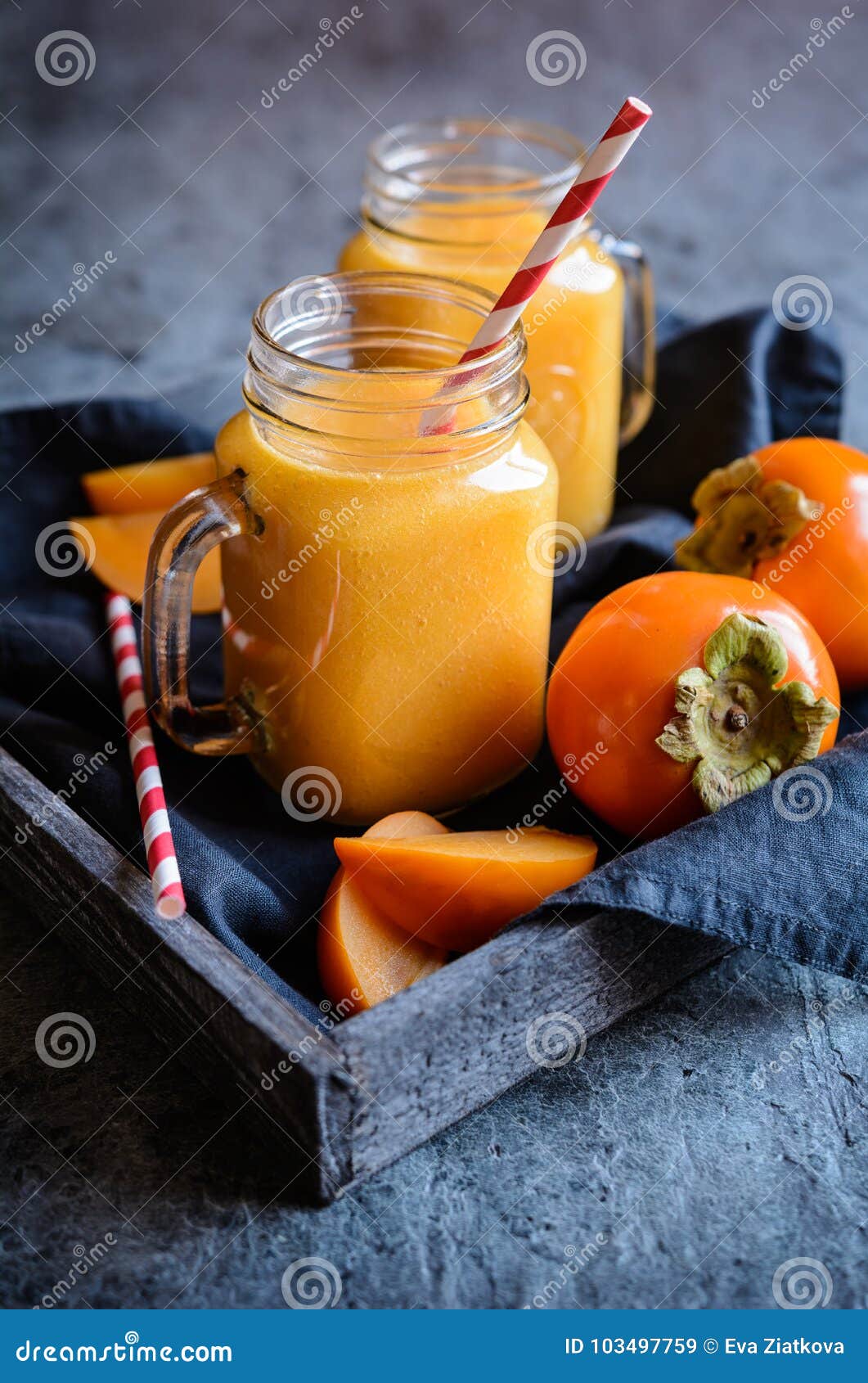 Смузи с хурмой и яблоком