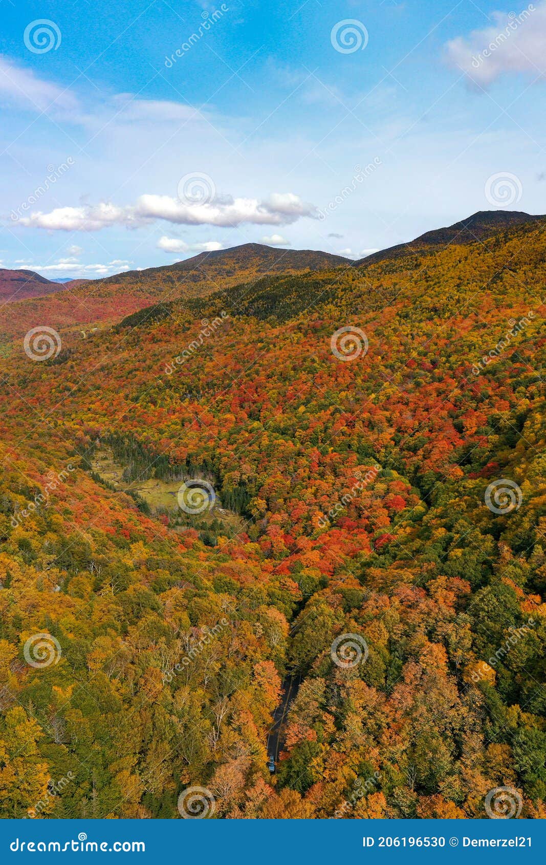 Smugglers Notch, Vermont stock photo. Image of mountain 206196530