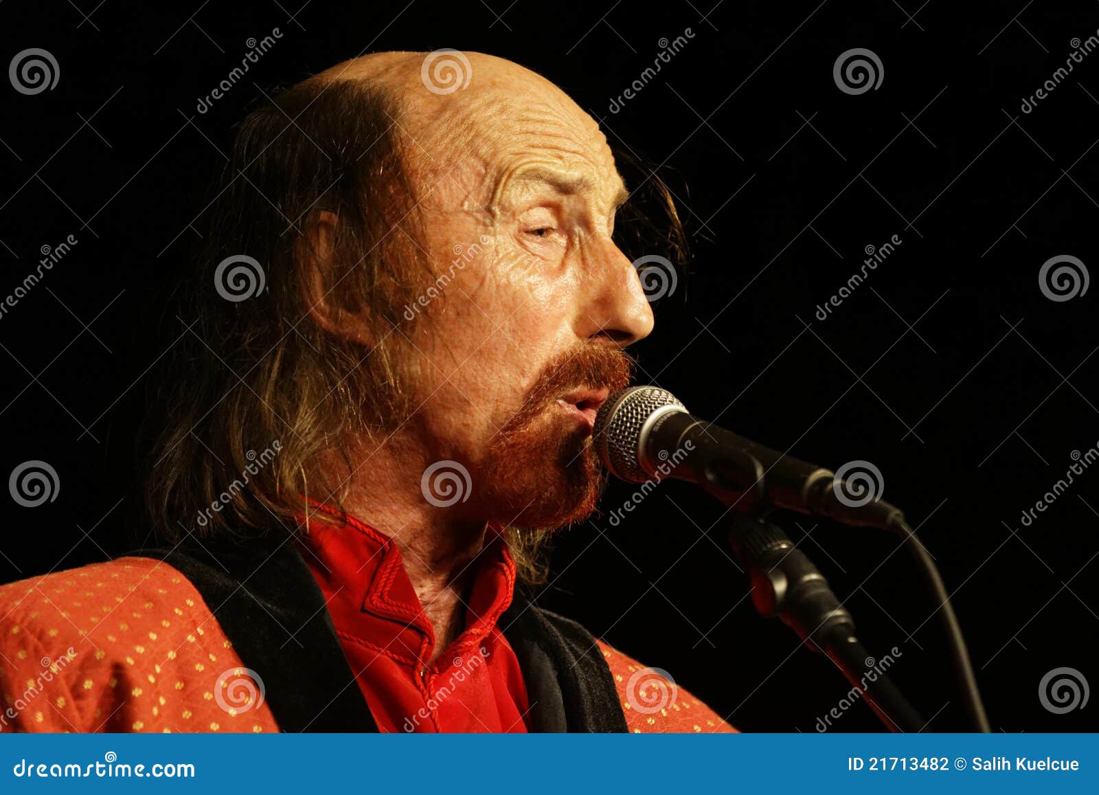 Sänger des britischen Felsens - <b>Arthur Brown</b> Redaktionelles Stockfotografie - snger-des-britischen-felsens-arthur-brown-21713482