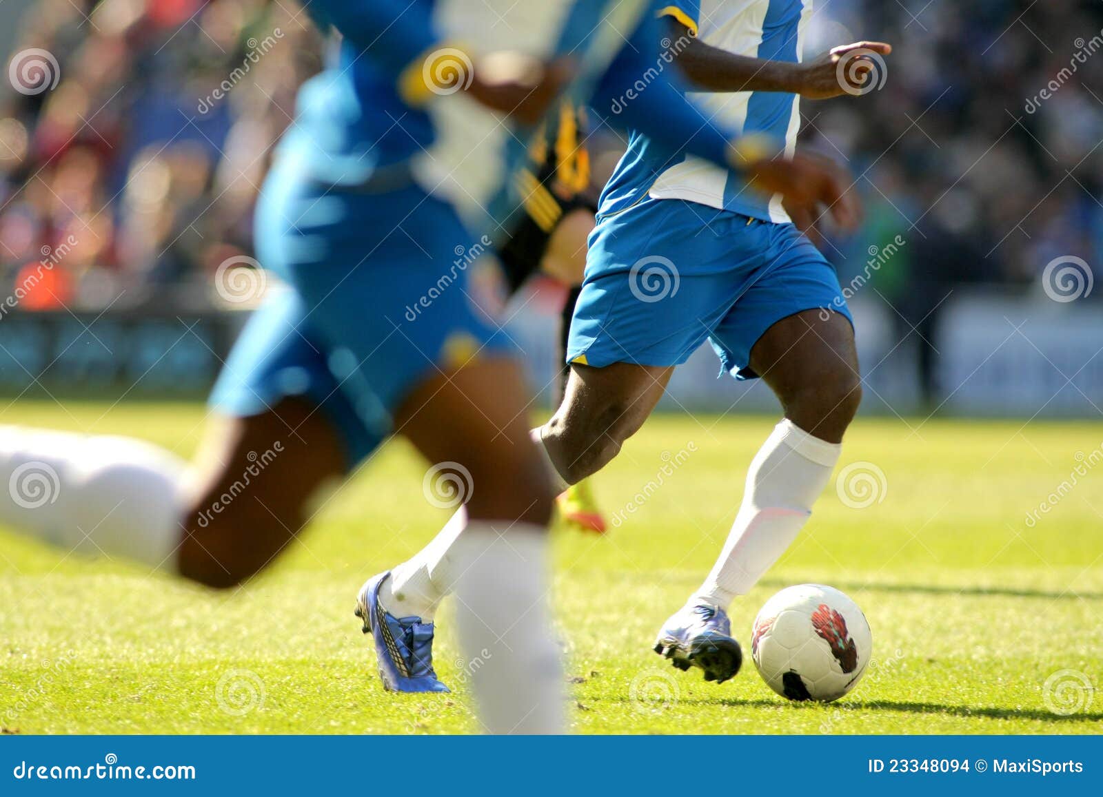 Soccer player legs editorial stock image. Image of foot 23348094