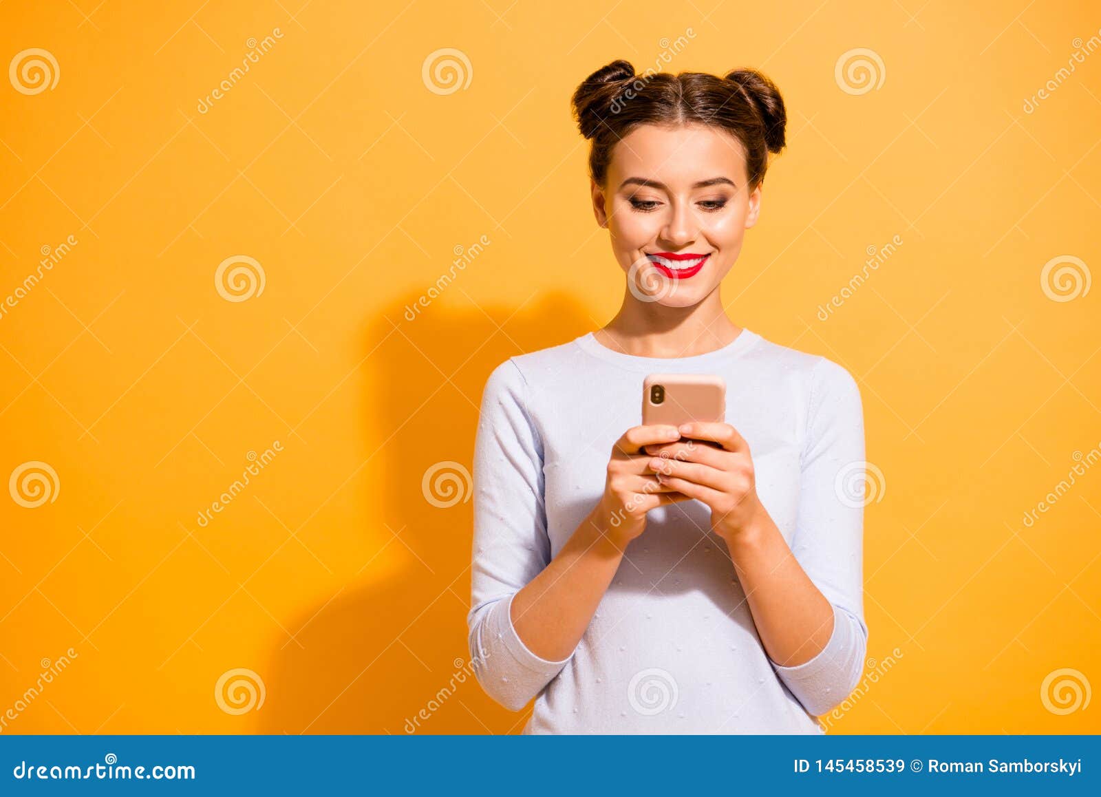 social media marketing concept. portrait of cute beautiful female student receiving emails from sweeteheart reading news