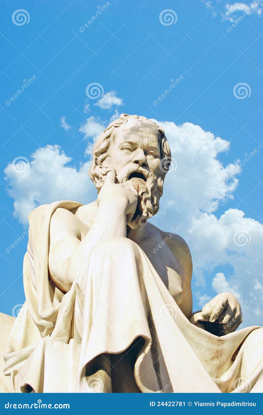 socrates statue at the academy of athens