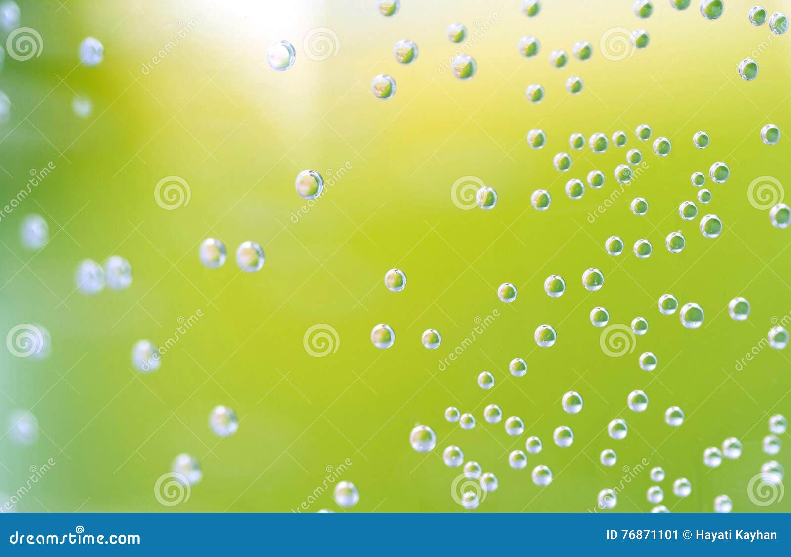 Soda bubbles in the bottle stock image. Image of imagen 76871101